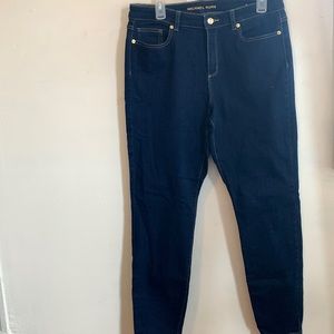 Brand: Michael Kors Color: Navy Blue Size:10